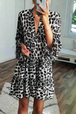 Momentlover Casual Leopard Patchwork V Neck Cake Skirt Dresses(4 Colors)