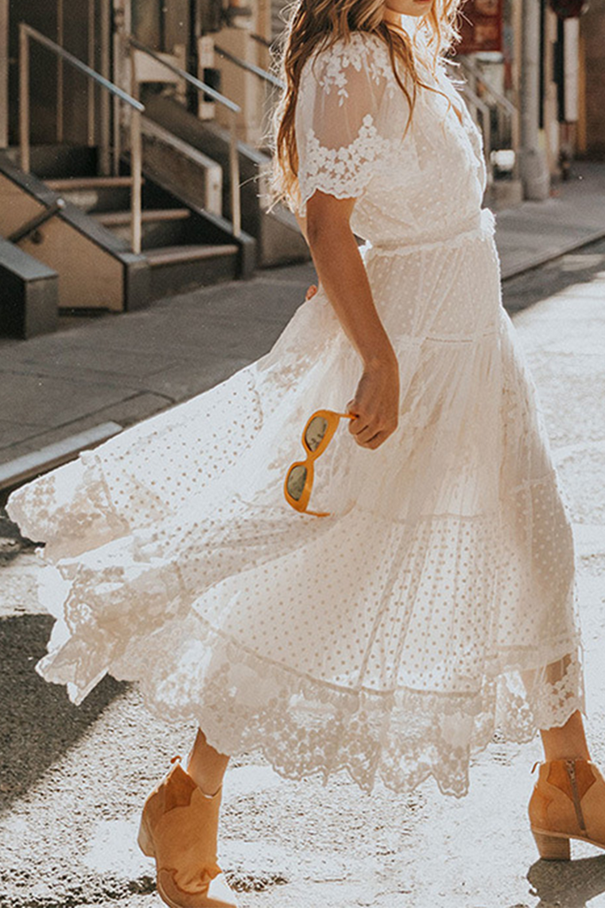 Momentlover Fashion Solid Mesh V Neck Lace Dress Dresses