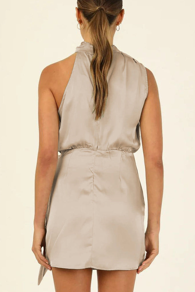 Momentlover Celebrities Elegant Solid Fold Halter A Line Dresses(6 Colors)