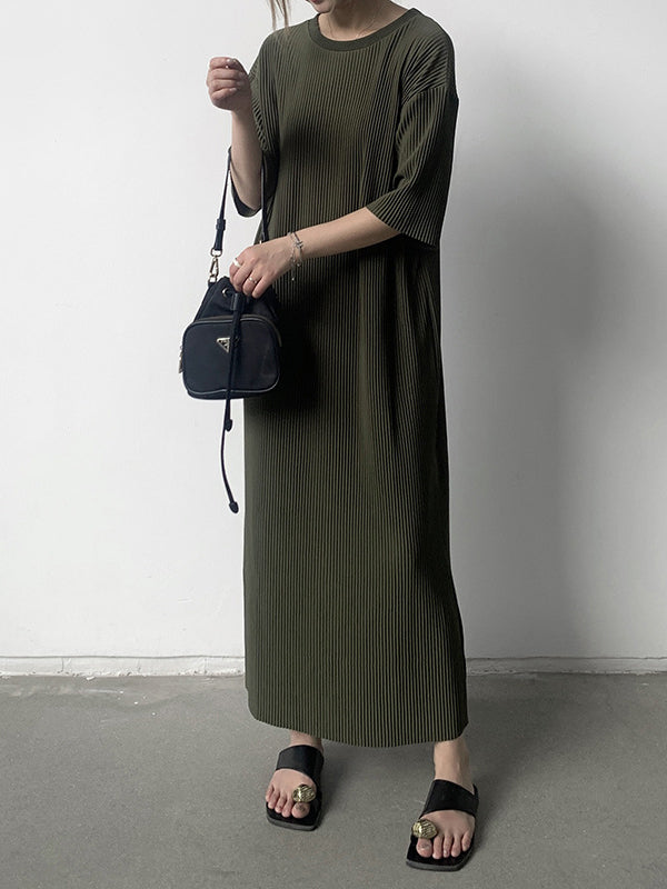 Momentlover Solid Color Pleated Loose Half Sleeves Round-Neck Midi Dresses