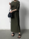 Momentlover Solid Color Pleated Loose Half Sleeves Round-Neck Midi Dresses