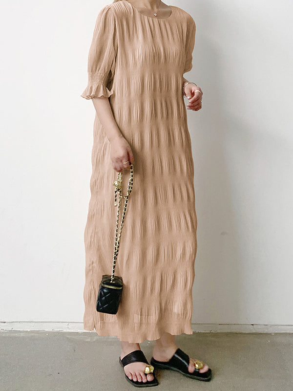 Momentlover Solid Color Pleated Loose Half Sleeves Round-Neck Midi Dresses