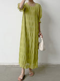 Momentlover Solid Color Pleated Loose Half Sleeves Round-Neck Midi Dresses