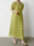Momentlover Solid Color Pleated Loose Half Sleeves Round-Neck Midi Dresses