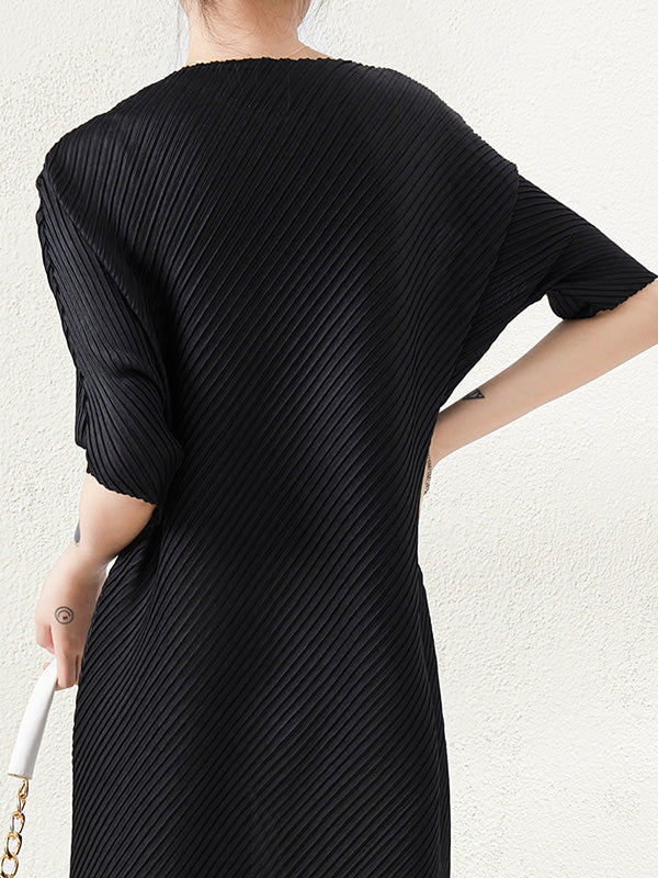 Momentlover Stylish Irregularity Loose Pleated Solid Color Round-Neck Midi Dresses