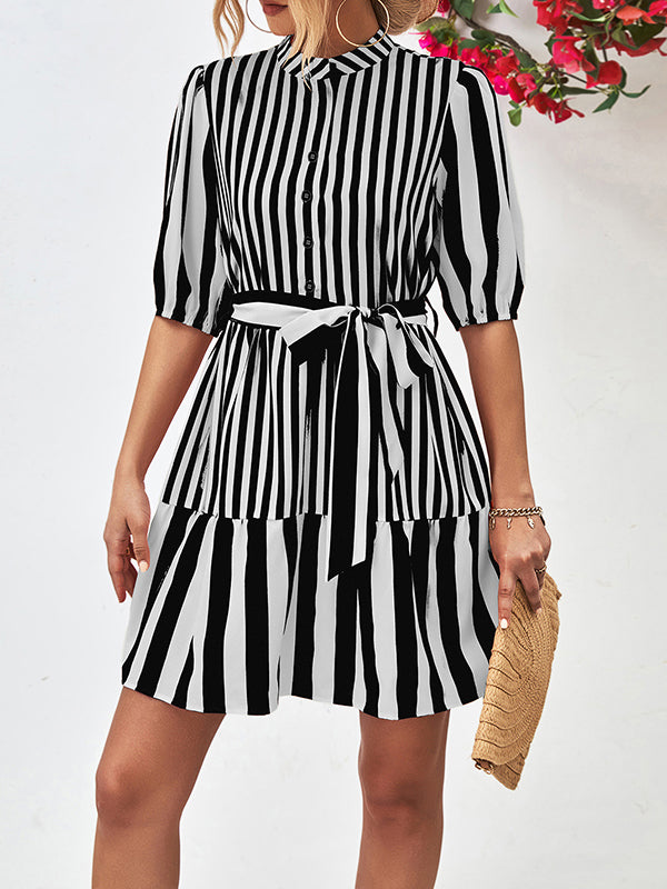 Momentlover Striped Buttoned Loose Half Sleeves Stand Collar Mini Dresses