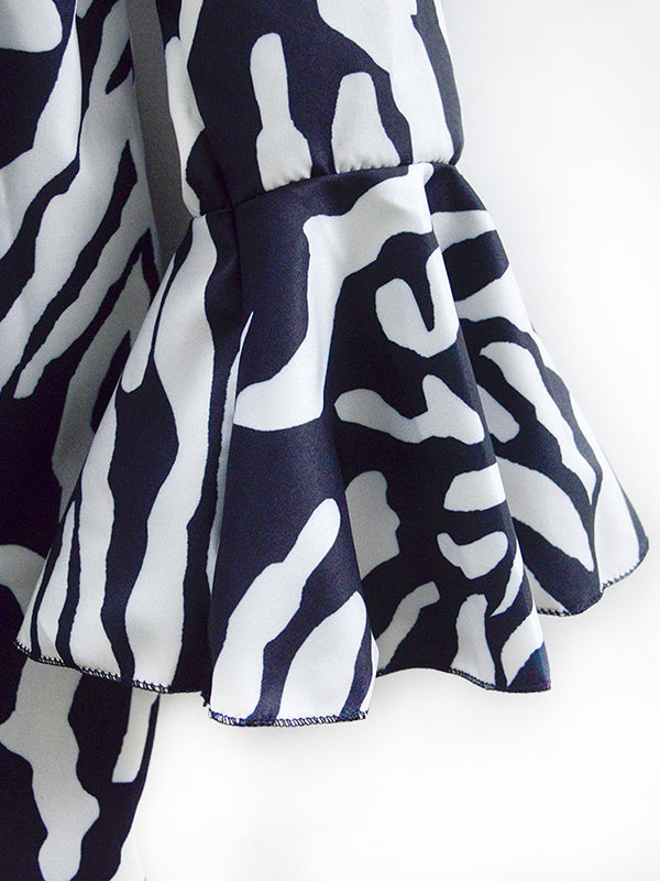 Momentlover Split-Joint Printed Pleated Contrast Color Loose Flared Sleeves V-Neck Mini Dresses