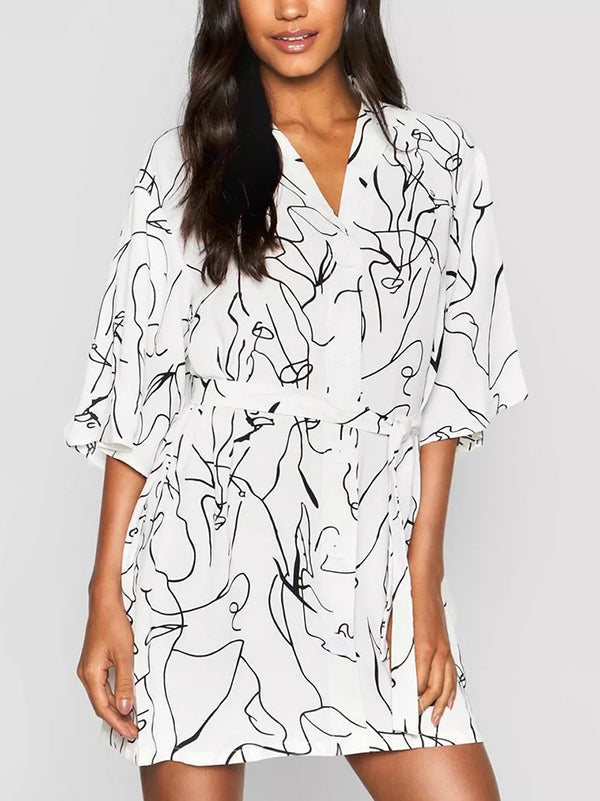 Momentlover Printed Pleated Elasticity Buttoned Plus Size Loose V-Neck Mini Dresses