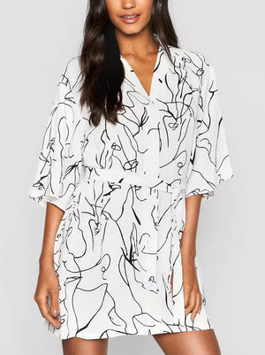 Momentlover Printed Pleated Elasticity Buttoned Plus Size Loose V-Neck Mini Dresses