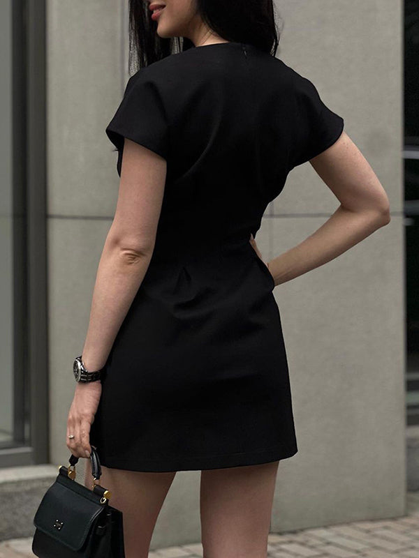 Momentlover Solid Color Pleated Short Sleeves Raglan Sleeve Round-Neck Mini Dresses