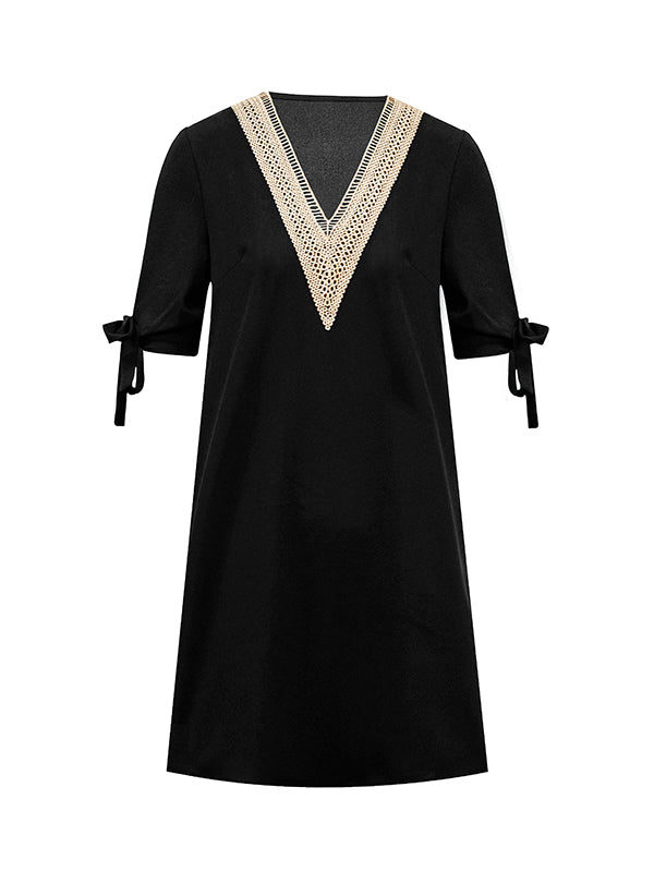 Momentlover Split-Joint Hollow Loose Half Sleeves V-Neck Mini Dresses