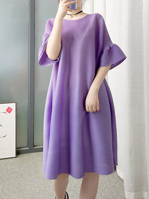 Momentlover Stylish Selection Flared Sleeves A-Line Pleated Solid Color Round-Neck Midi Dresses