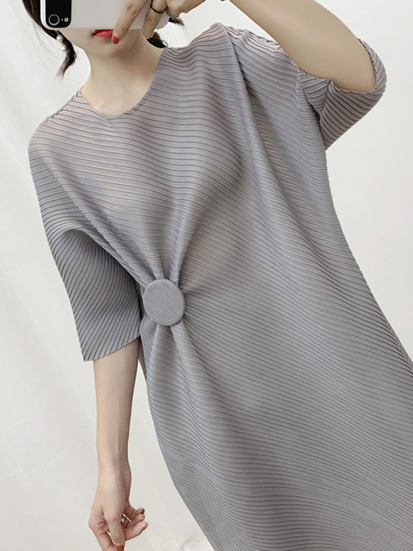 Momentlover Solid Color Pleated Loose Irregular Clipping Round-Neck Midi Dresses