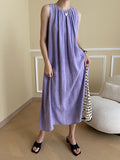 Momentlover Solid Color Pleated Sleeveless Loose Round-Neck Midi Dresses