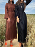 Momentlover Solid Color Pleated Loose Long Sleeves Round-Neck Maxi Dresses