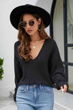 Momentlover V-Neck Center Seam Sweater