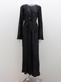 Momentlover Solid Color Pleated Loose Long Sleeves Round-Neck Maxi Dresses