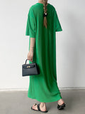 Momentlover Solid Color Pleated Loose Half Sleeves Round-Neck Midi Dresses