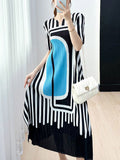 Momentlover Printed Pleated Short Sleeves Plus Size V-neck Midi Dresses