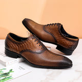 2025 Business leather shoes men's carved pointed Oxford British lace-up wedding dress retro leather shoes embossed snake leather shoes