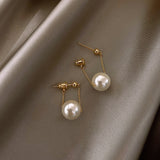 Simple and stylish small pearl earrings