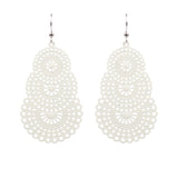 Geometric round flowers with openwork metal earrings