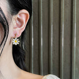 S925 Silver Needle Oil Dropping White Small Daisy Earrings