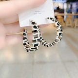 Leopard C-shaped silver needle earrings
