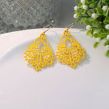 Multi-color leaf-shaped hollow earrings