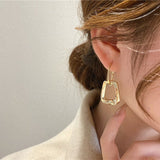 Simple geometric metal fashion earrings