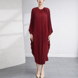 Momentlover Batwing Sleeves Loose Pleated Solid Color Round-Neck Maxi Dresses
