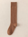 momentlover Casual Breathable Solid Color Mid-Calf Socks