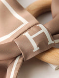 Momentlover Urban Simple Sun-protection Letter Print Scarf