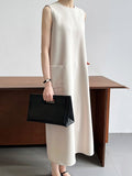 Momentlover Zipper Split-Back Solid Color Pockets Sleeveless Loose Round-Neck Midi Dresses