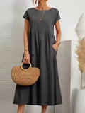 Momentlover Solid Color Pleated Short Sleeves Loose Round-Neck Midi Dresses