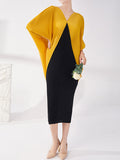 Momentlover Pleated Contrast Color Loose Batwing Sleeves Round-neck Midi Dresses