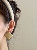 Momentlover Simple Casual 4 Colors Geometric Earrings