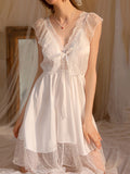 Momentlover Split-Joint Gauze Loose Deep V-Neck Intimates&Pajamas