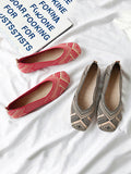 Momentlover Contrast Color Breathable Flat Shoes