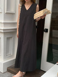 Momentlover Solid Color Sleeveless Loose Round-neck Midi Dresses