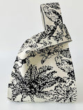 Momentlover Woven Printed Contrast Color Handbags Bags