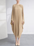 Momentlover Batwing Sleeves Loose Pleated Solid Color Maxi Dresses