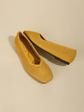 Momentlover V-Cut Solid Color Pointed-Toe Flats