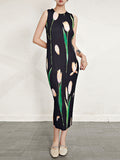 Momentlover Pleated Flower Print Sleeveless Loose Round-Neck Midi Dresses