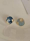 Momentlover Vintage Asymmetric Sun Moon Shape  Earrings