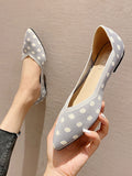 Momentlover V-Cut Polka-Dot Pointed-Toe Contrast Color Low Heels Flat Shoes