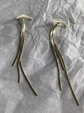 Momentlover Original Solid Tasseled Shiny Eardrop