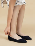 Momentlover V-Cut Square-Toe Split-Joint Solid Color Flat Shoes
