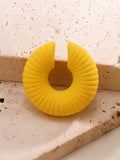 Momentlover Solid Color Geometric Ear Clip