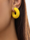 Momentlover Solid Color Geometric Ear Clip